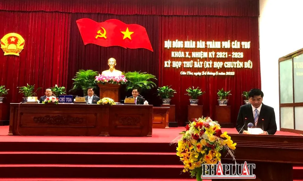 Kỳ họp chuyên đề HĐND TP Cần Thơ ngày 24-8 đã thông qua nhiều nghị quyết quan trọng. Ảnh: NHẪN NAM