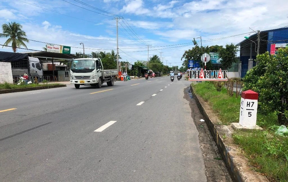 Quốc lộ 91B đoạn qua địa bàn quận Bình Thủy. Ảnh: NHẪN NAM