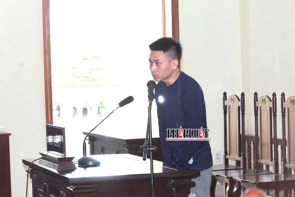 Bị cáo Khanh tại tòa ngày 21-9. Ảnh: NHẪN NAM