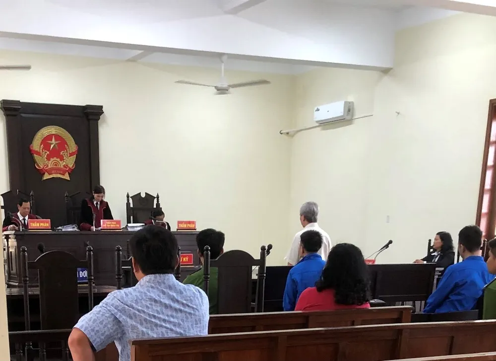 phúc thẩm vụ giả mạo trong công tác phúc thẩm vụ giả mạo trong công tác