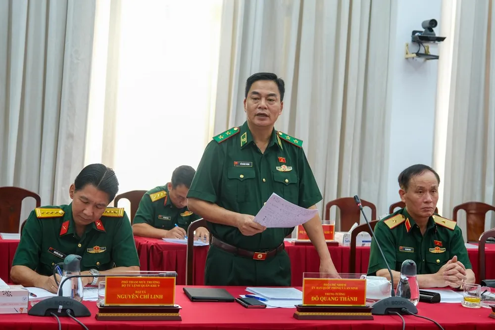 Trung tướng Đỗ Quang Thành - Phó Chủ nhiệm Ủy ban QP&amp;AN phát biểu tại buổi làm việc. Ảnh: CTV