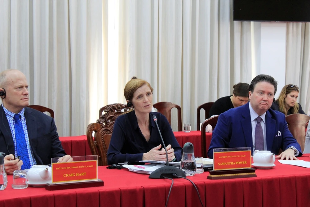 Bà Samantha Power - Giám đốc toàn cầu của USAID phát biểu tại buổi làm việc. Ảnh: NHẪN NAM Bà Samantha Power - Giám đốc toàn cầu của USAID phát biểu tại buổi làm việc. Ảnh: NHẪN NAM