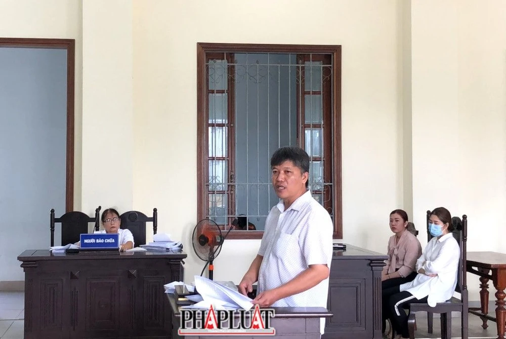 Bị cáo Nguyễn Xuân Quan tại phiên tòa sơ thẩm. Ảnh: NHẪN NAM