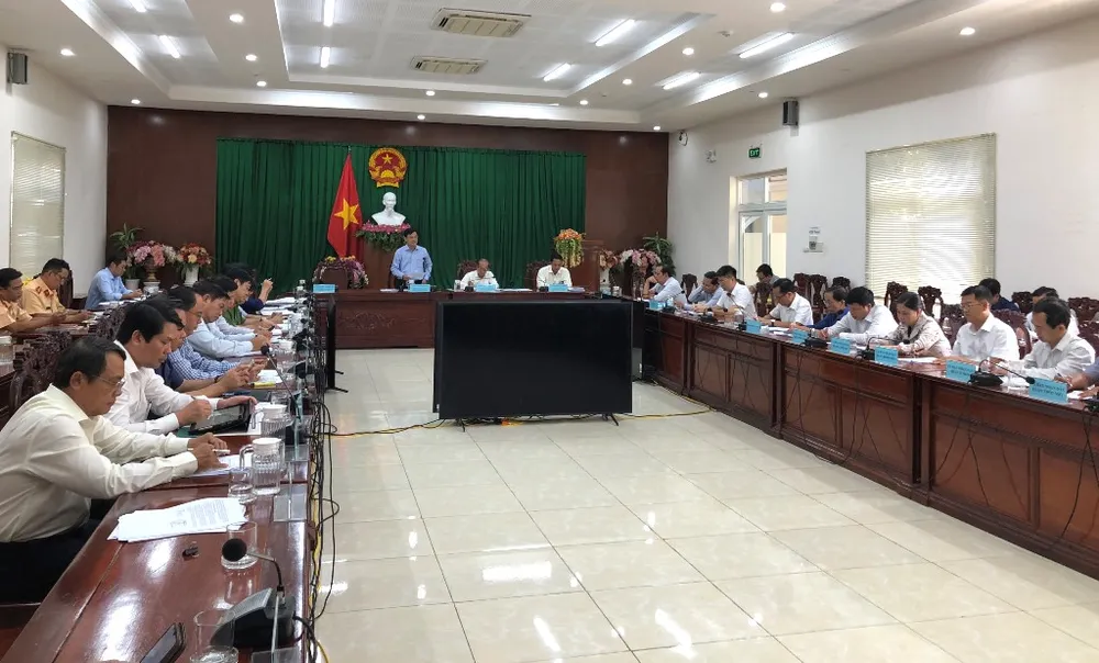 Quang cảnh buổi giám sát của Ban Đô thị - HĐND TP Cần Thơ ngày 20-9. Ảnh: NHẪN NAM hdnd-can-tho-giam-sat.jpg