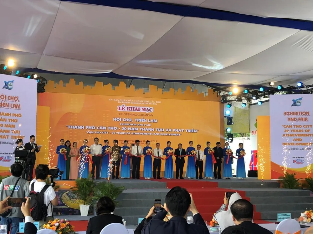 hoi-cho-20-nam-can-tho.-1jpg.jpg