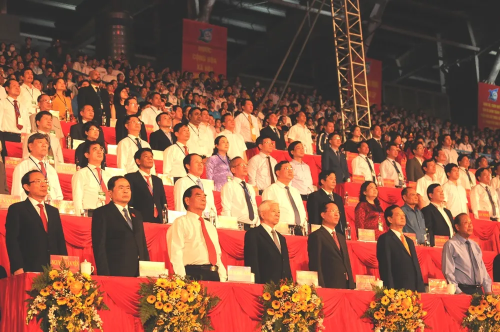 Đến dự Lễ kỷ niệm 20 năm TP Cần Thơ trực thuộc trung ương có Chủ tịch nước Võ Văn Thưởng cùng nhiều lãnh đạo, nguyên lãnh đạo cấp cao của Đảng và Nhà nước. Ảnh: CTV Chủ tịch nước Võ Văn Thưởng dự lễ 20 năm thành lập TP Cần Thơ