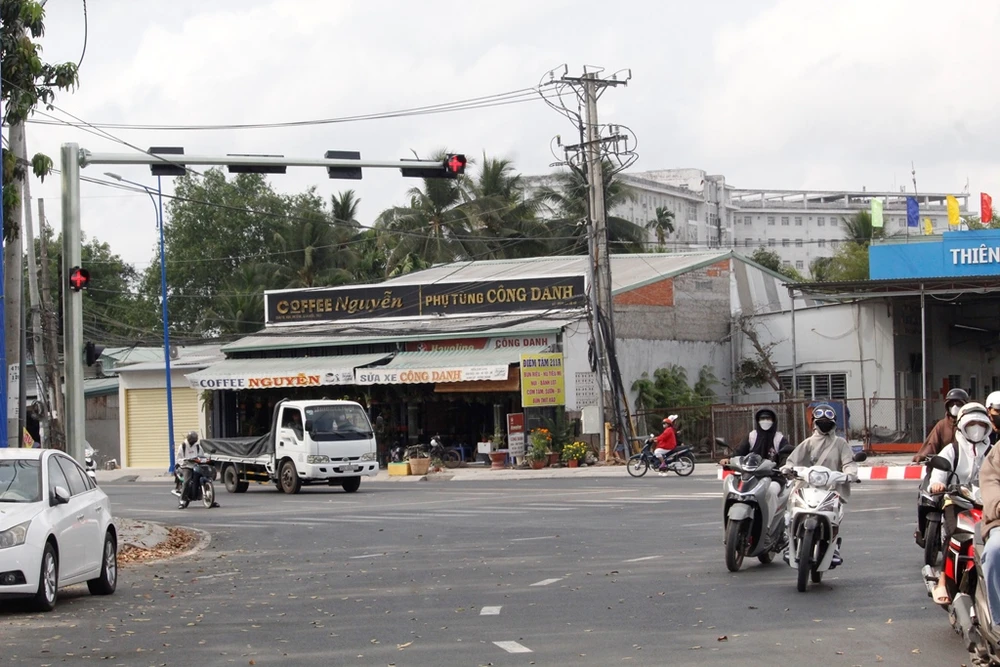 bat-cap-nut-giao-can-tho (9).JPG