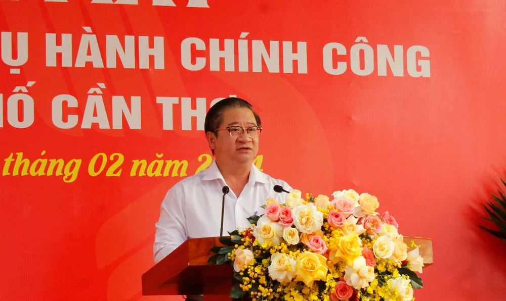 Chủ tịch UBND TP Cần Thơ Trần Việt Trường