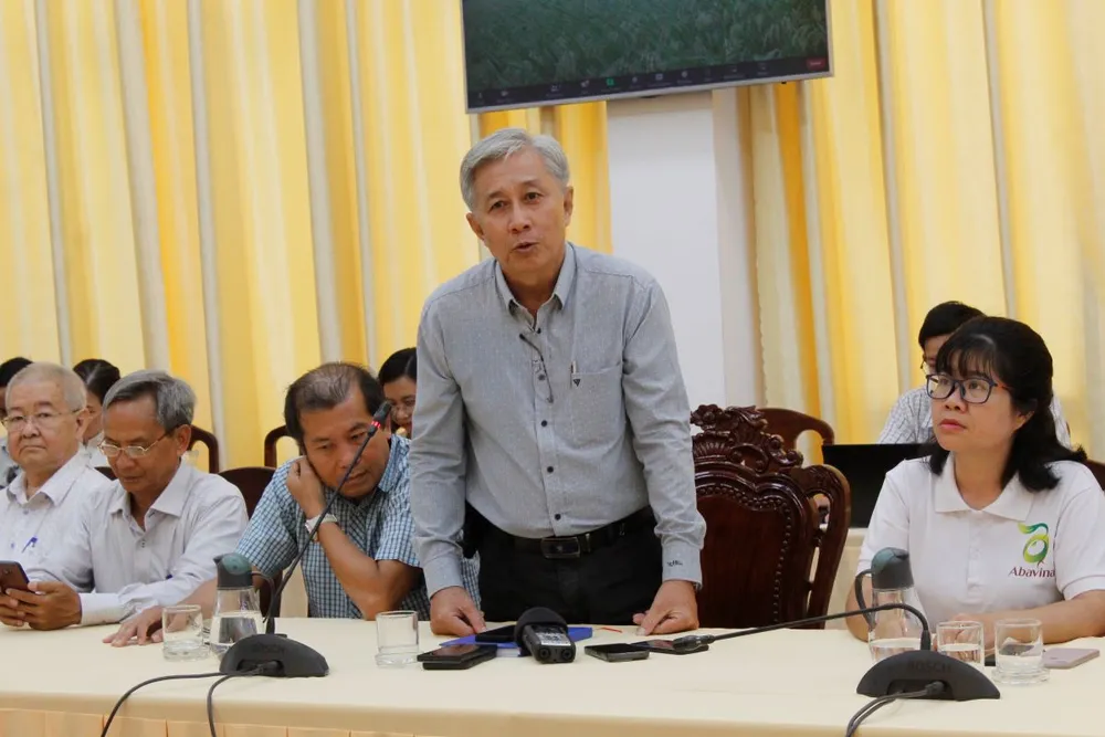 Ông Võ Quốc Trung – cán bộ kỹ thuật, Trung tâm Khuyến nông tỉnh Sóc Trăng chia sẻ về vai trò của thương lái tại hội thảo