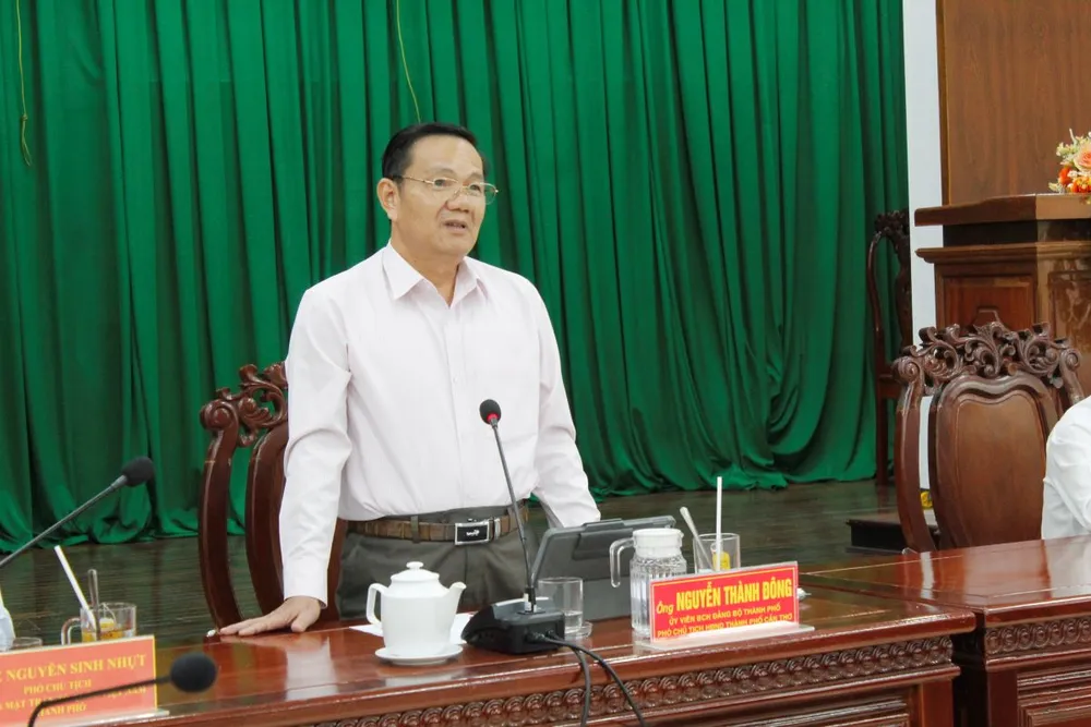 Ông Nguyễn Thành Đông – Phó Chủ tịch HĐND TP Cần Thơ phát biểu tại buổi giám sát. Ảnh: NHẪN NAM giam-sat-giai-quyet-kien-nghi-cu-tri-3.jpg