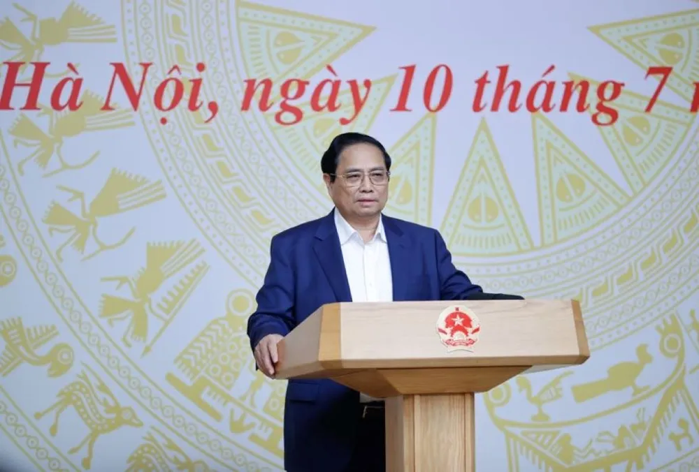 Thủ tướng Phạm Minh Chính phát biểu tại hội nghị sơ kết sáu tháng đầu năm về chuyển đổi số quốc gia và Đề án 06 của Chính phủ. Ảnh: VGP/Nhật Bắc Thủ tướng Phạm Minh Chính phát biểu tại hội nghị sơ kết 6 tháng đầu năm về chuyển đổi số quốc gia và Đề án 06 của Chính phủ