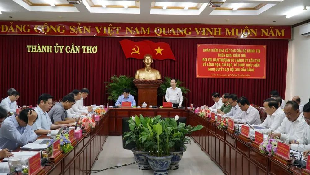 Bí thư Thành ủy Cần Thơ Nguyễn Văn Hiếu phát biểu tại hội nghị. Ảnh: CTV bo-chinh-tri-kiem-tra-btv-thanh-uy-can-tho-2.jpg