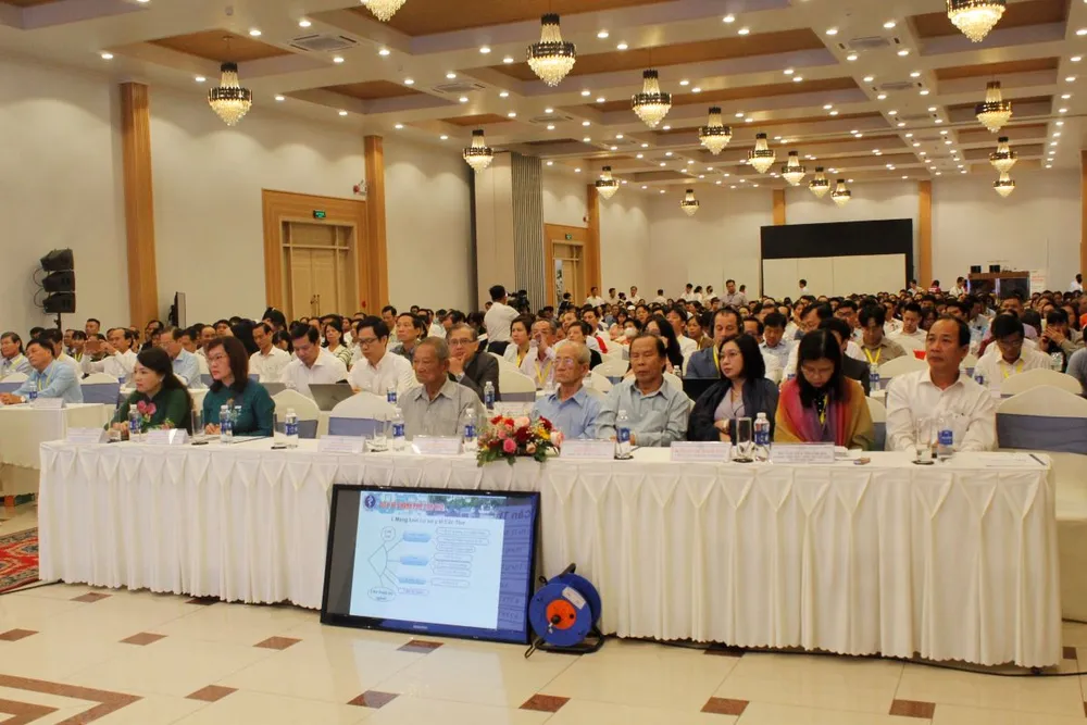 Đại biểu tham dự Hội nghị Y tế cơ sở TP Cần Thơ năm 2024. Ảnh: NHẪN NAM Hội nghị y tế cơ sở TP Cần Thơ năm 2024