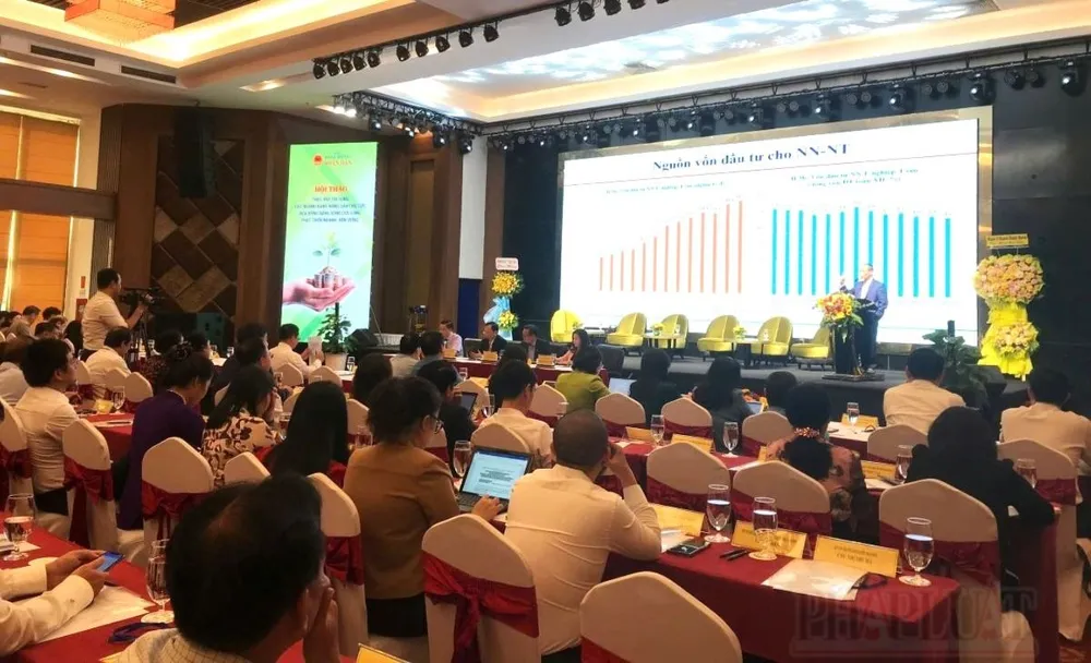 hoi-thao-thuc-day-tin-dung-cho-nganh-hang-nong-san-chu-luc.jpg