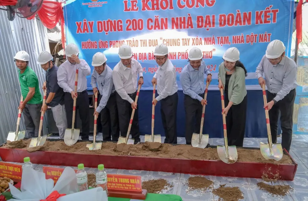 TP Cần Thơ xóa nhà tạm, nhà dột nát