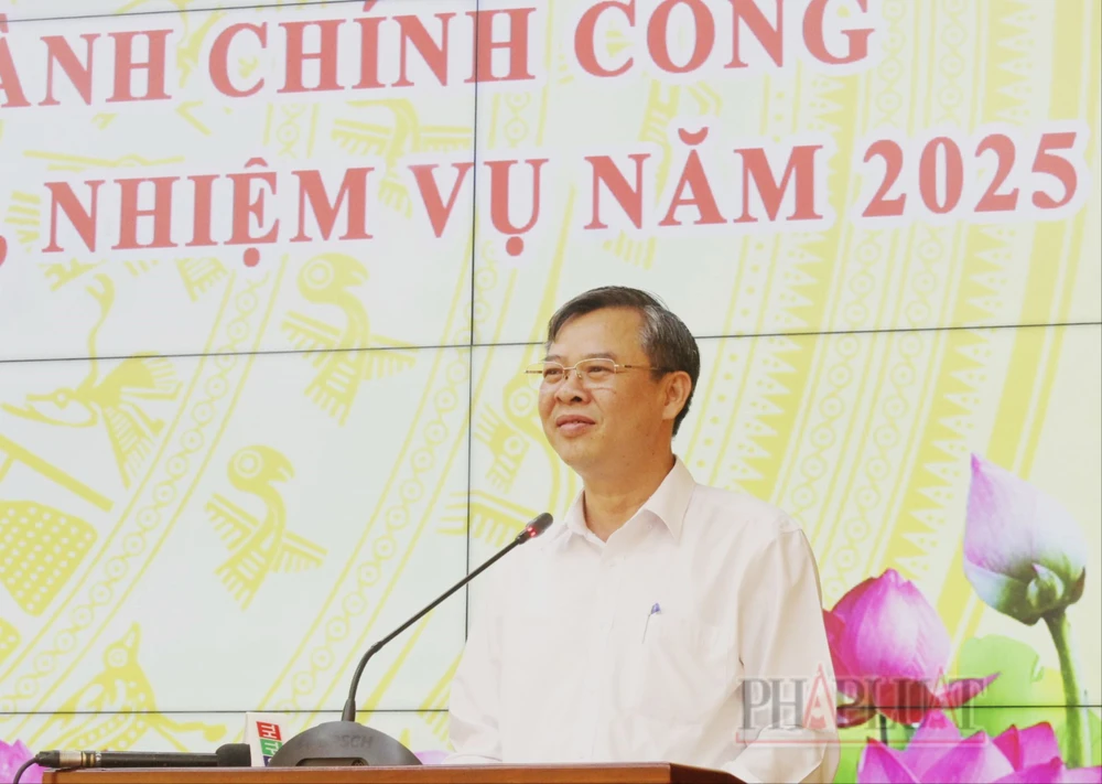 Thủ tướng phê chuẩn kết quả bầu Chủ tịch UBND TP Cần Thơ đối với ông Trương Cảnh Tuyên. Ảnh: NHẪN NAM Chủ tịch UBND TP Cần Thơ Trương Cảnh Tuyên.