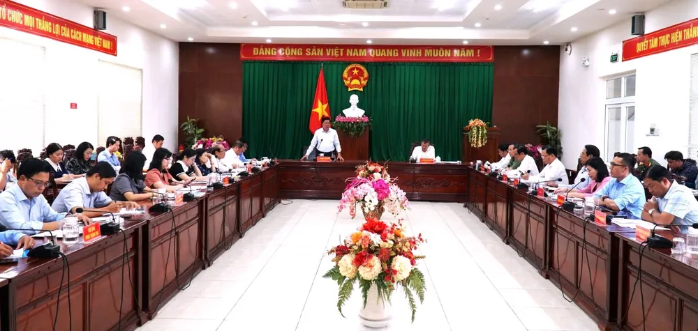 Cuộc họp liên tịch tại Văn phòng Đoàn ĐBQH và HĐND TP Cần Thơ chiều 9-4