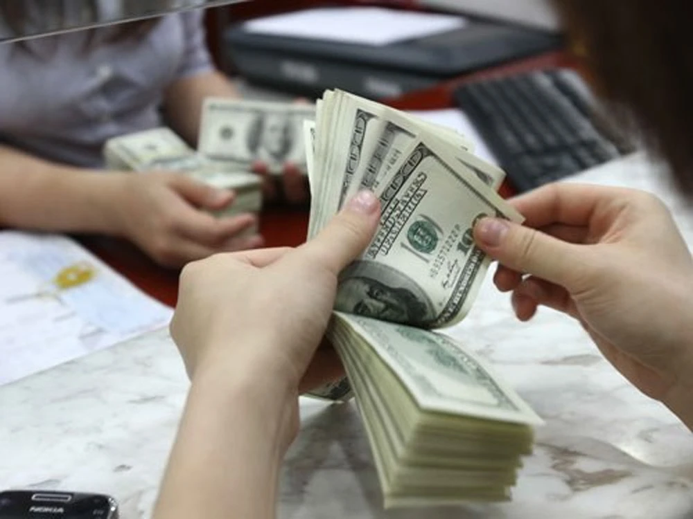 mua-ban-ngoai-te-tai-ngan-hang