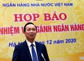 Giá USD chợ đen đột ngột lao dốc ảnh 1 Người phát ngôn mới của NHNN: Phó thống đốc Đào Minh Tú