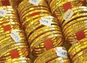 Giá vàng nội, ngoại rủ nhau lao dốc