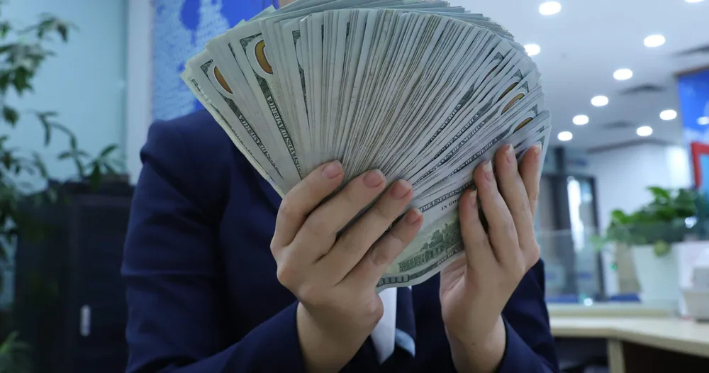 Ngân hàng cho vay lãi suất thấp