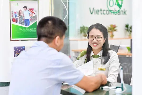 Lãi suất huy động tại Vietcombank thấp nhất trong nhóm Big 4. vietcombank-cho-vay.jpeg
