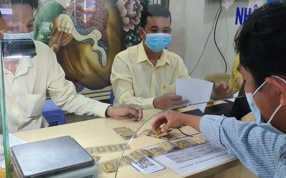 Giá vàng miếng SJC tăng mạnh