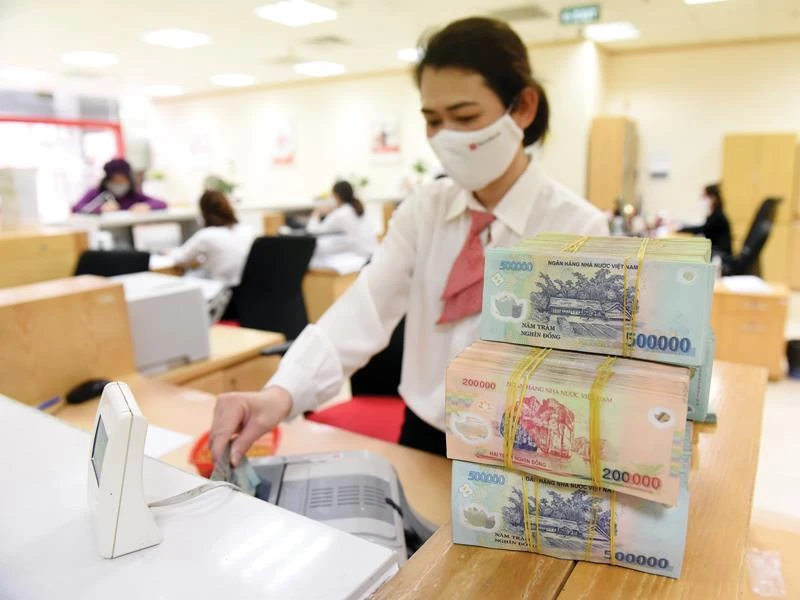 Ngân hàng vẫn neo lãi suất cho vay bình quân ở mức thấp. Ảnh minh họa Ngân hàng vẫn neo lãi suất cho vay bình quân ở mức thấp