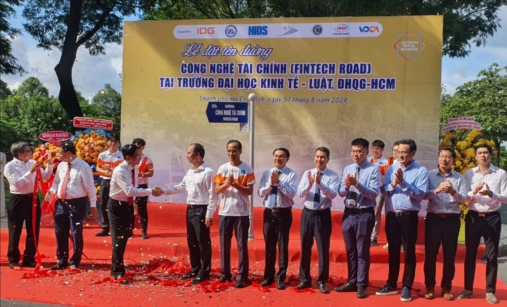 Công nghệ tài chính được xem là thế mạnh của TP.HCM. Ảnh: T.L công nghệ tài chính