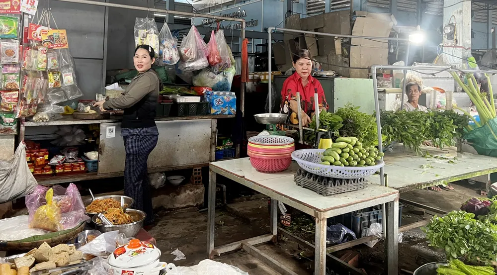 Dù mới chỉ 11,7% người dân tham gia bảo hiểm nhân thọ, nhưng nhiều câu chuyện thực tế đã cho thấy vai trò thiết thực của sản phẩm này trong việc bảo vệ tài chính gia đình.