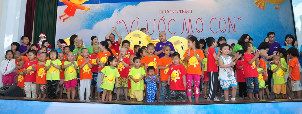 Chương trình mới đồng hành cùng bệnh nhi ung thư ảnh 1