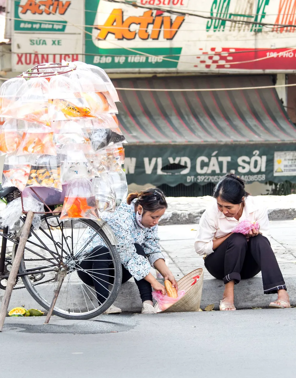 Người lao động xa nhà kể chuyện qua ảnh ảnh 2