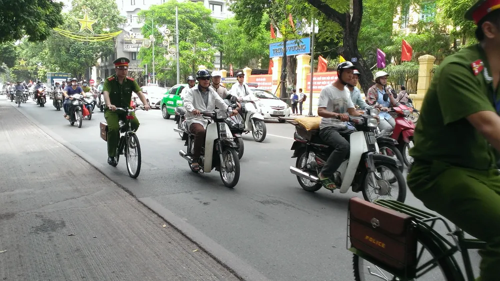 Chính thức ra mắt xe đạp đi tuần của Công an Hà Nội ảnh 3 Chính thức ra mắt xe đạp đi tuần của Công an Hà Nội ảnh 3