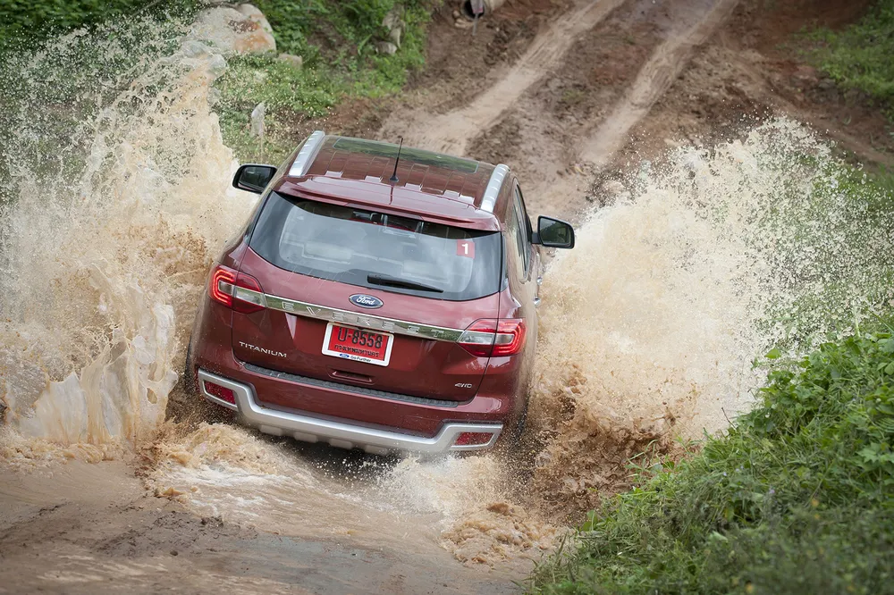 Một ngày 'nhún nhảy' cùng Ford Everest 2016 ở Chiang Rai ảnh 2