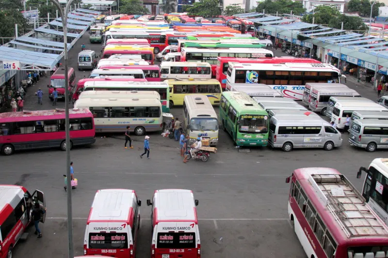 Nghỉ lễ 2-9: Vé ế, nhà xe ngồi ngáp ruồi chờ khách ảnh 3 Nghỉ lễ 2-9: Vé ế, nhà xe ngồi ngáp ruồi chờ khách ảnh 3