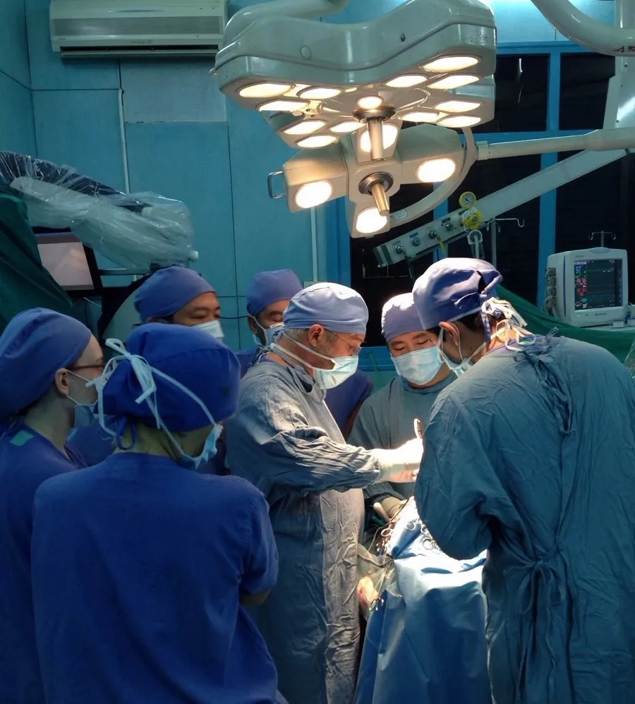 Lần đầu tiên phẫu thuật cho trẻ bị động kinh ảnh 1 Lần đầu tiên phẫu thuật cho trẻ bị động kinh ảnh 1