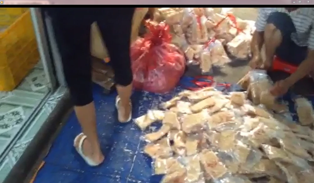 Cận cảnh 'công nghệ' sản xuất cơm cháy chà bông ảnh 5