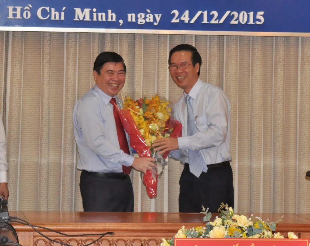 Phó Thủ tướng trao quyết định phê chuẩn nhân sự mới tại TP.HCM ảnh 4