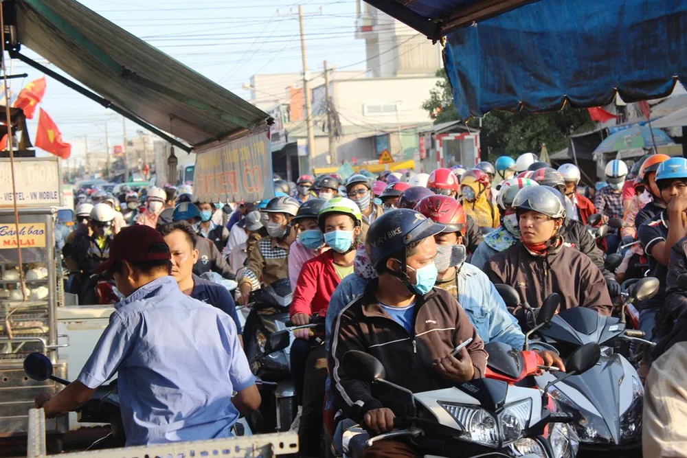 Ngày cuối nghỉ lễ, giao thông Sài Gòn thông thoáng ảnh 4