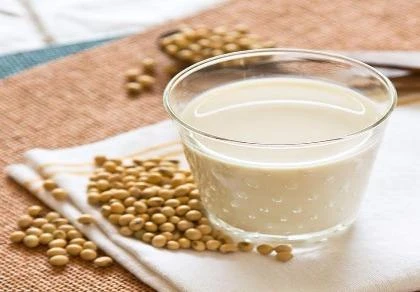 Đậu nành và các chế phẩm từ đậu nành rất tốt cho phụ nữ. 