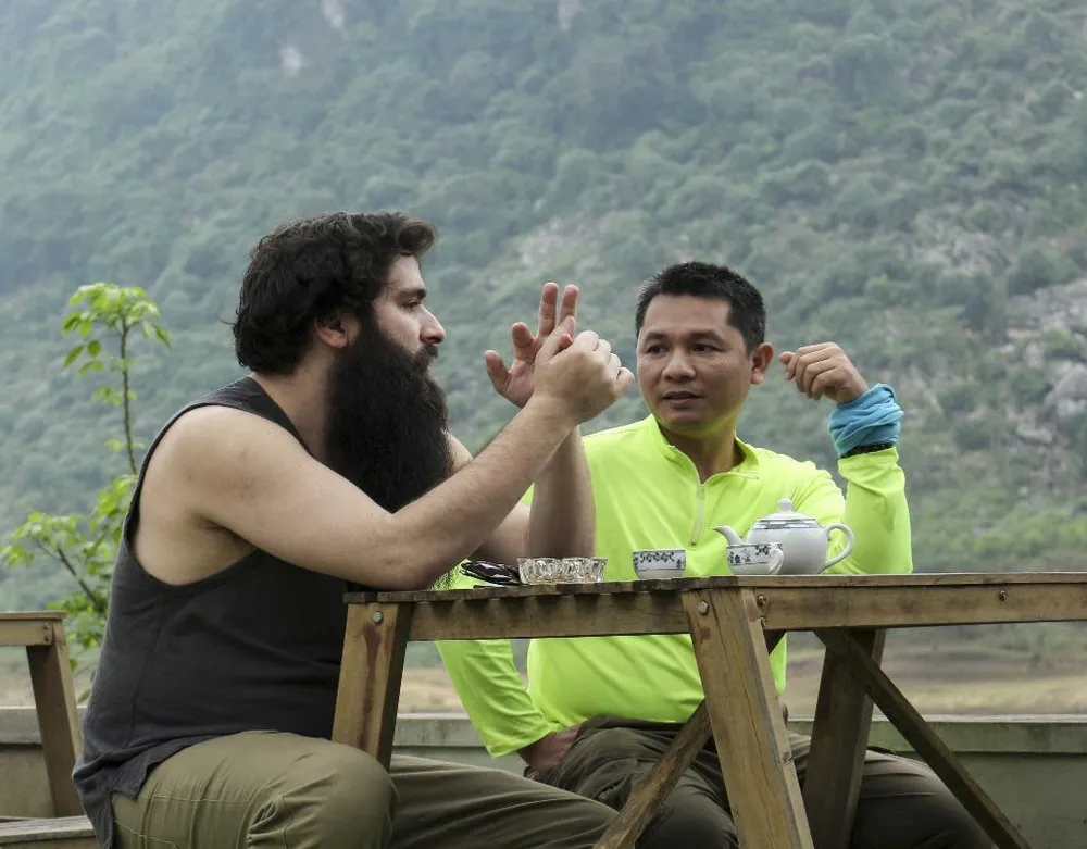 Trò chuyện với người bạn là lãnh đạo ở công ty Oxalis, Nguyễn Châu Á, người mời Jordan Vogt-Roberts khám phá Sơn Đoòng.