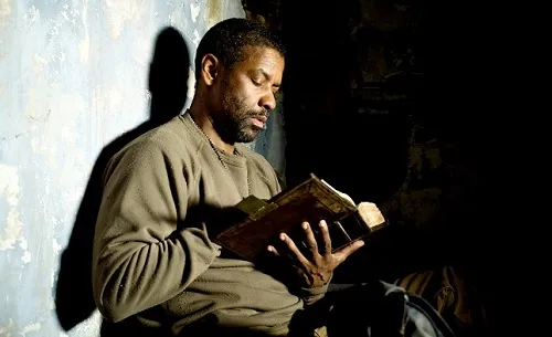 Kinh Thánh là trung tâm trong "The Book of Eli"
