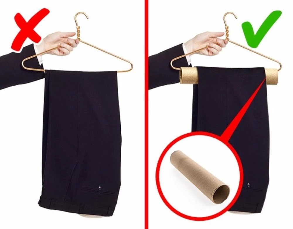 gấp trên quần của mình