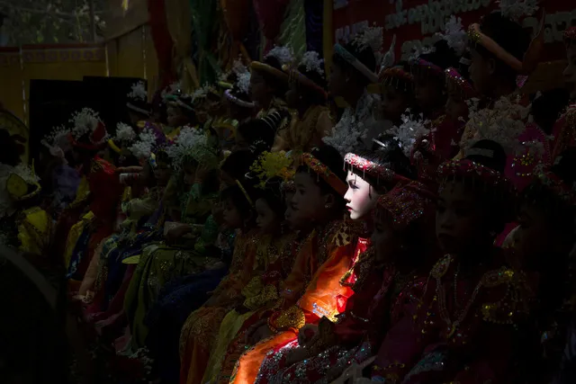 Giải quốc gia - giải nhất nhóm ảnh Myanmar - tác giả Sai Aung Main