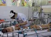 Người lớn, trẻ em, bà bầu ồ ạt nhập viện vì sởi ảnh 7 Chủng virus khiến 150 người chết đã quay lại