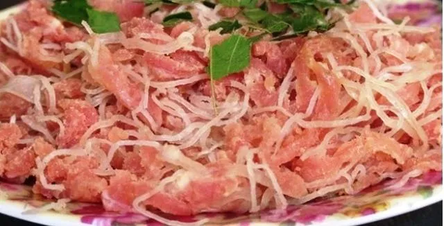 Bác sĩ tư vấn cách nhận biết và phòng bệnh sán lợn ảnh 2