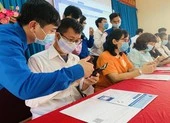 Bộ Y tế đề nghị điều tra, xử lý ca mắc COVID-19 ở Yên Bái ảnh 1 Người dân TP.HCM lần đầu tiên có hồ sơ sức khỏe điện tử