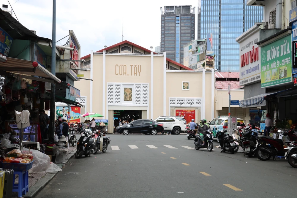 chợ bến thành-5