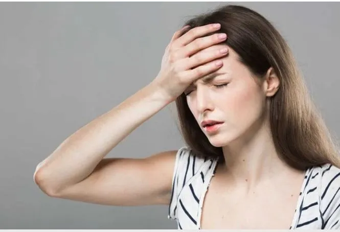 Người bệnh thiếu máu não không cần tuyệt đối kiêng trà, chỉ cần điều chỉnh liều lượng cho phù hợp. (Ảnh minh họa) thiếu máu não có được uống trà