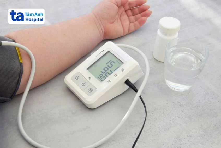 Khi đo huyết áp, sẽ có 3 số được hiển thị trên máy đo huyết áp máy đo huyết áp